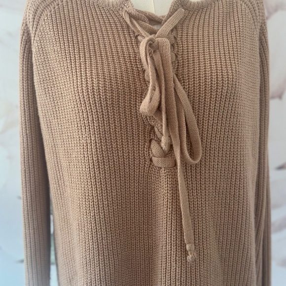 Windsor Camel Women's Fall Sweater in Size Small - Picture 14 of 16